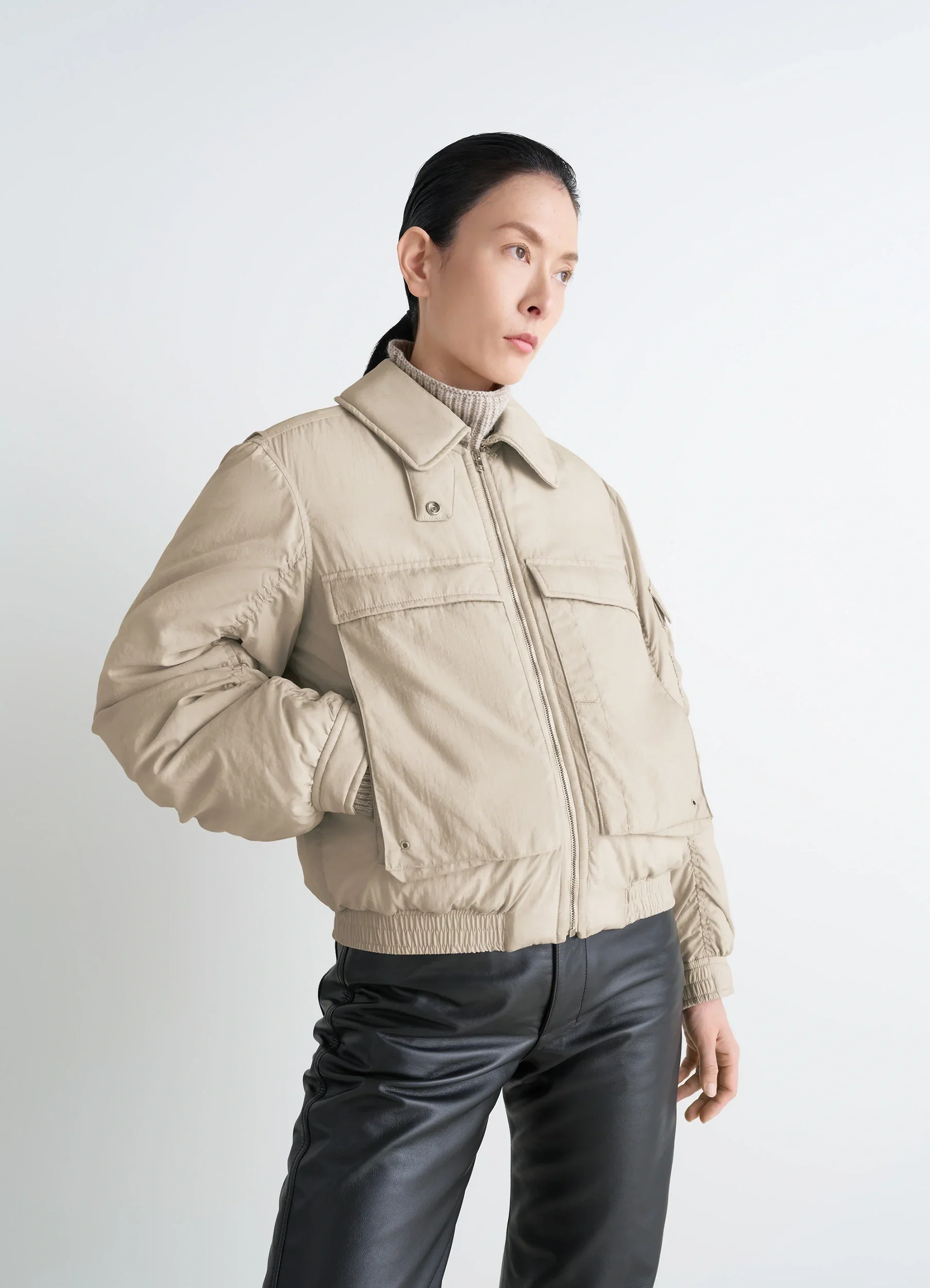 BOMBER IN LIGHT NYLON