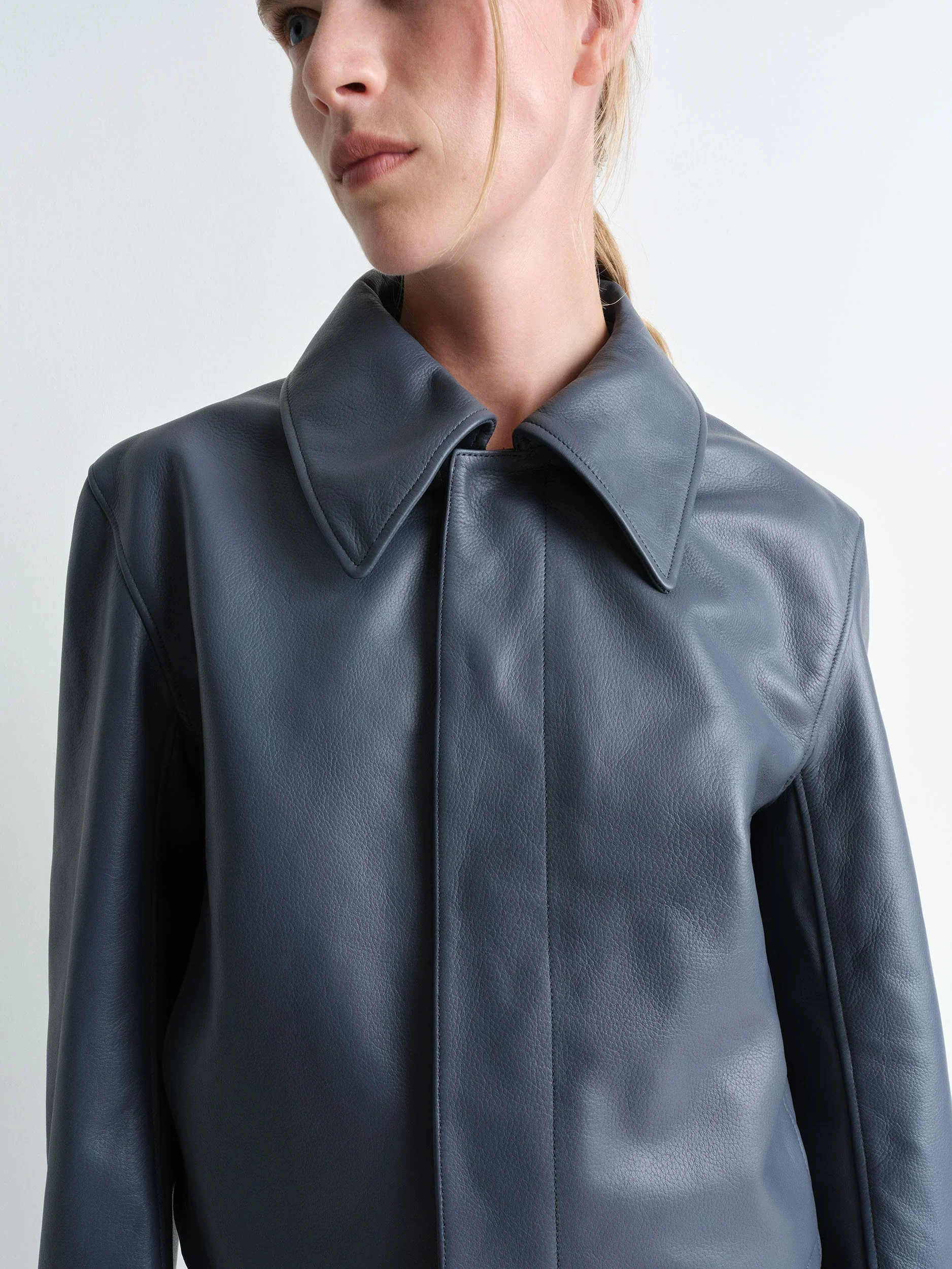 BOXY CROPPED JACKET IN LEATHER - Image 3