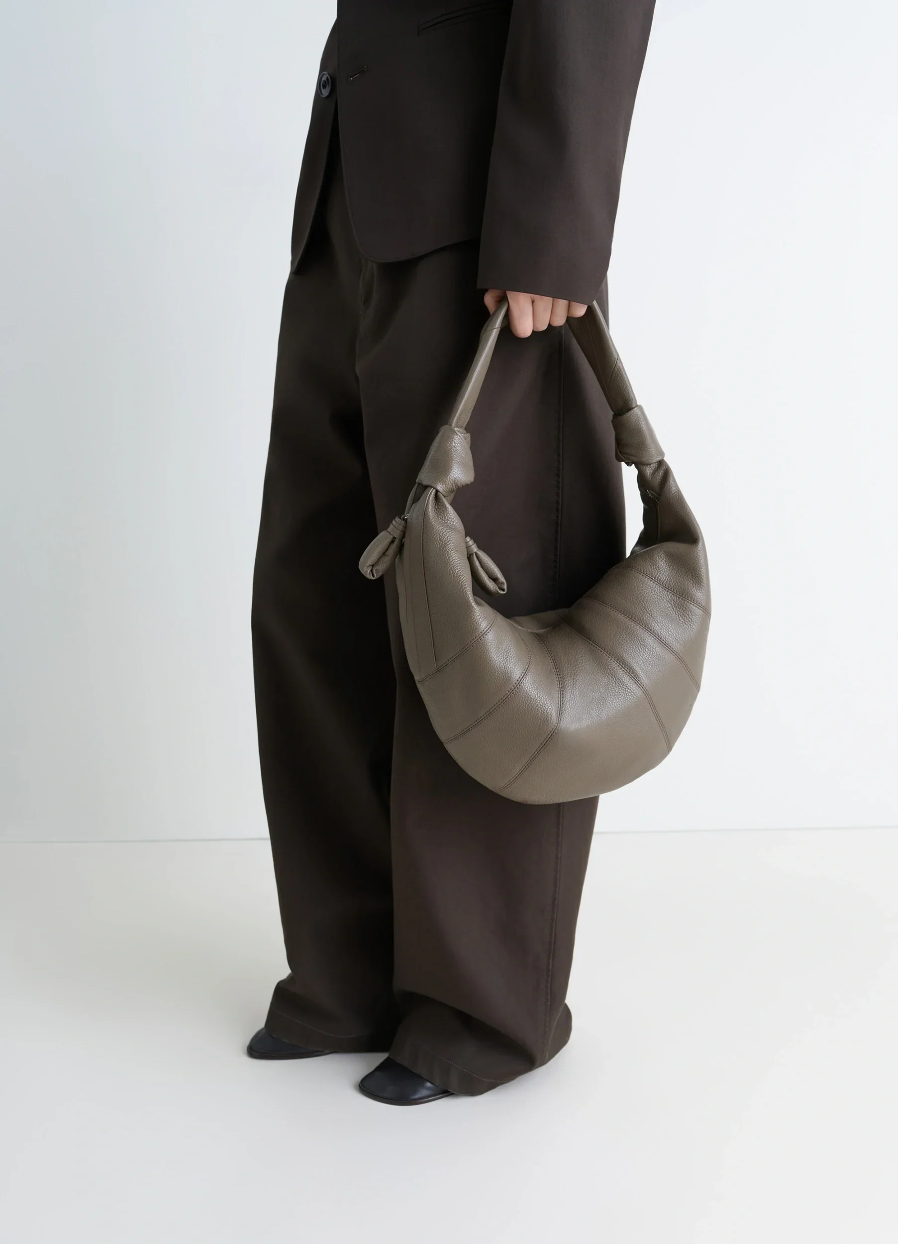 FORTUNE CROISSANT BAG IN LEATHER - Image 2