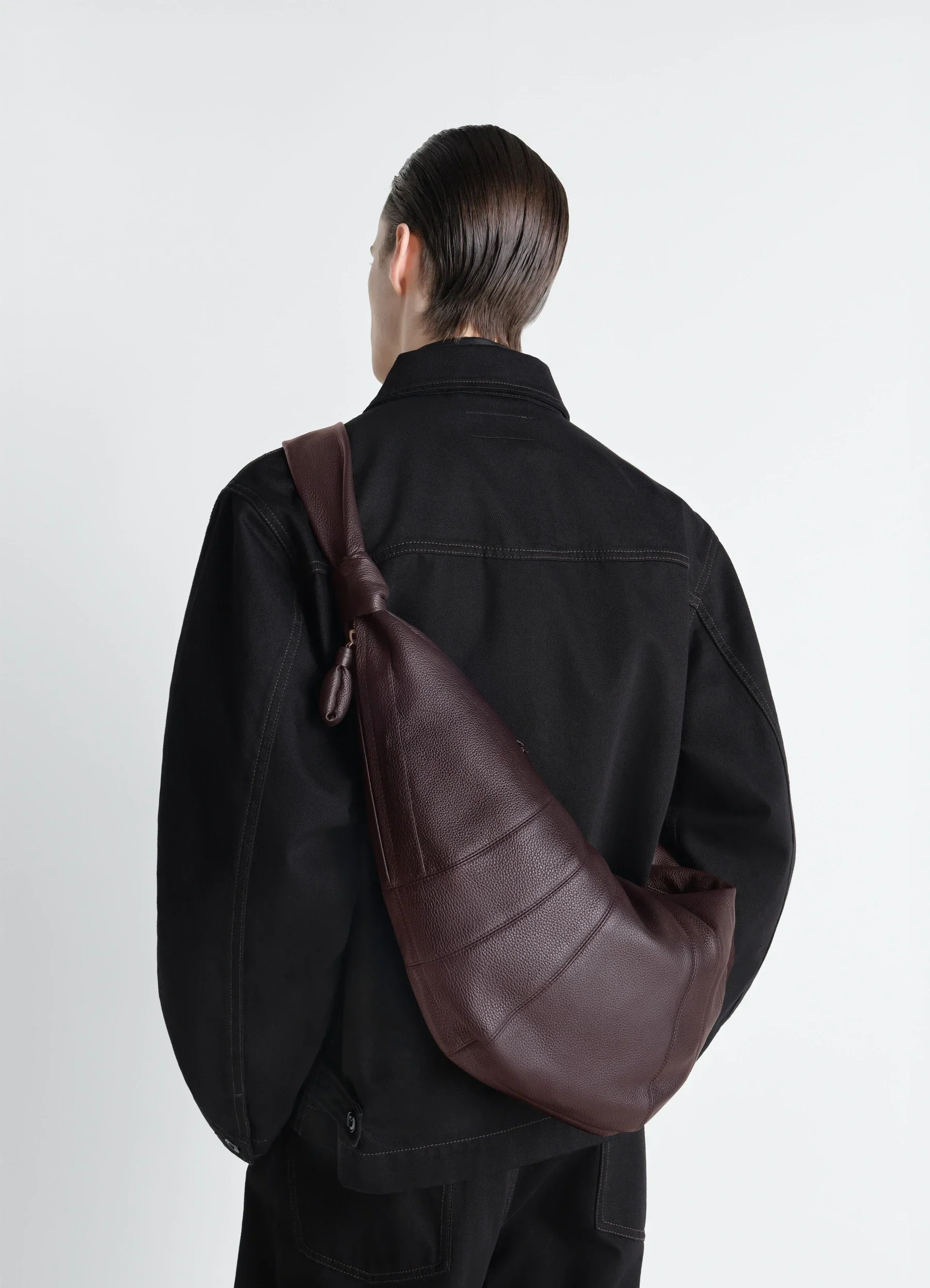 LARGE CROISSANT BAG IN LEATHER - Image 2