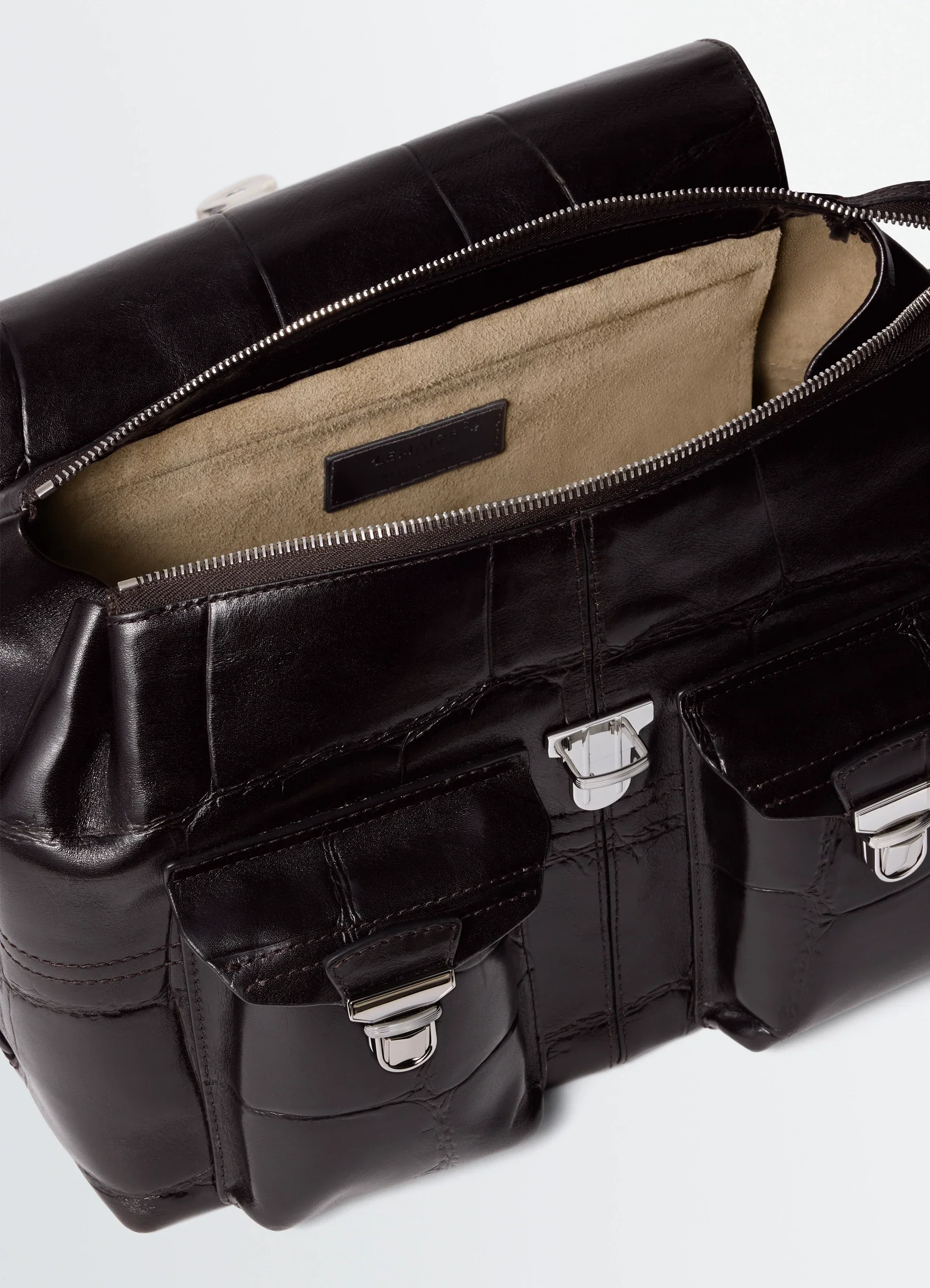 MEDIUM SOFT GEAR BAG IN LEATHER - Image 4