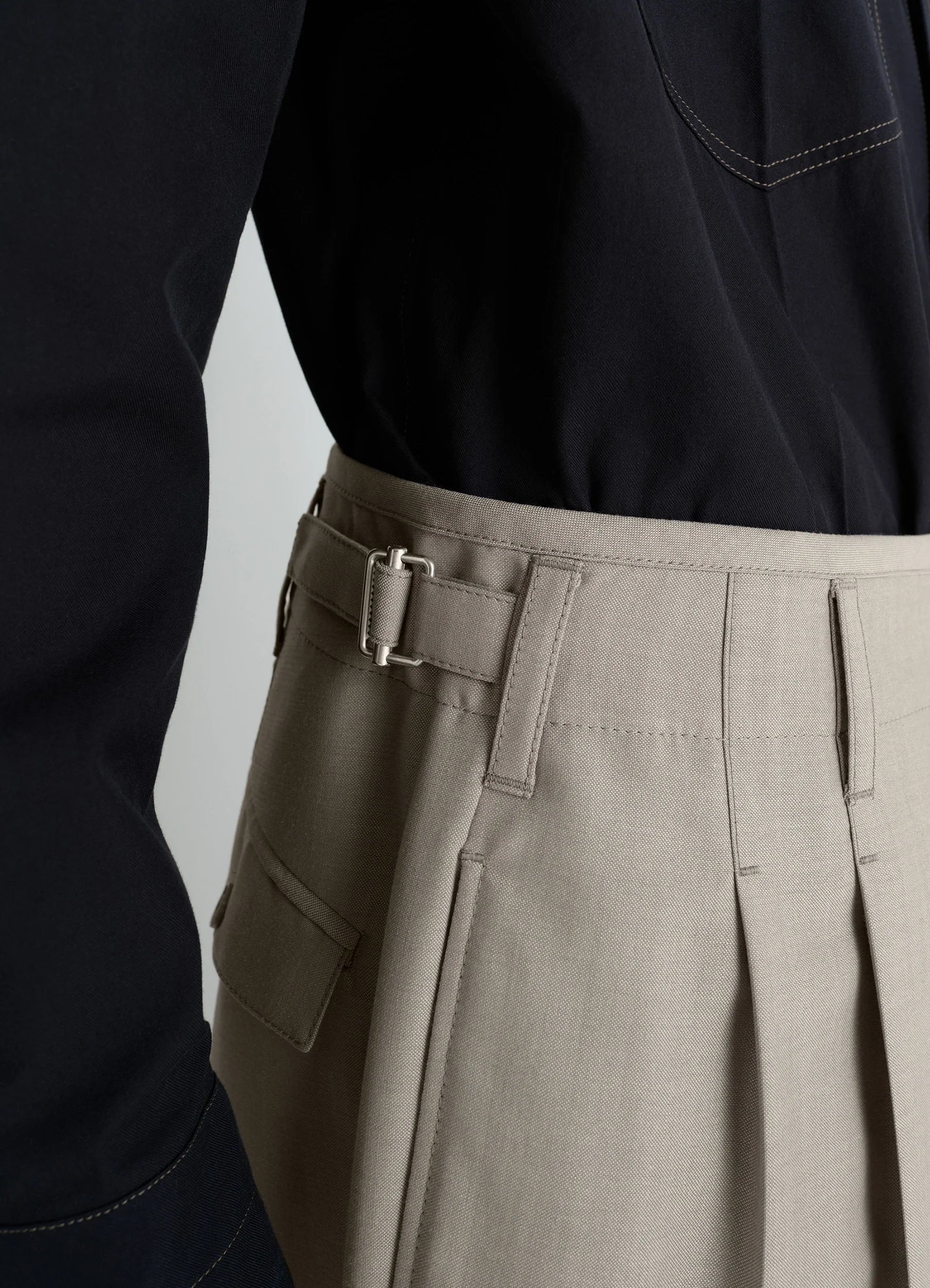 PLEATED PANTS IN POLYWOOL - Image 5