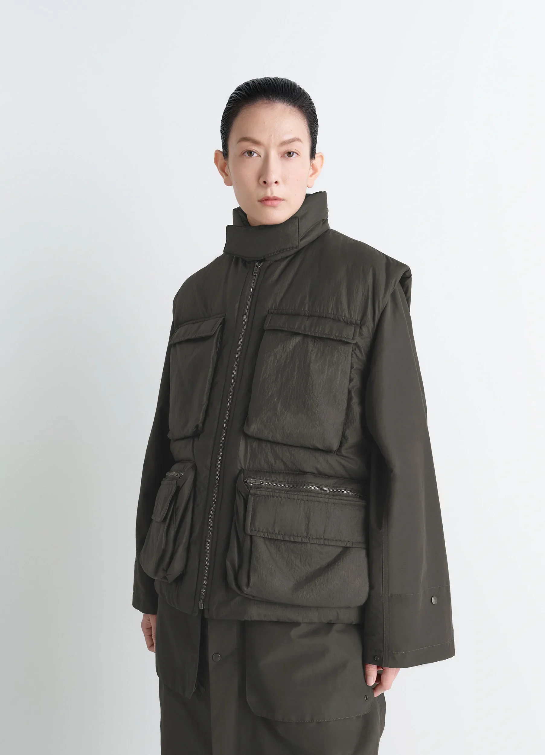 WADDED GILET WITH POCKETS IN LIGHT NYLON
